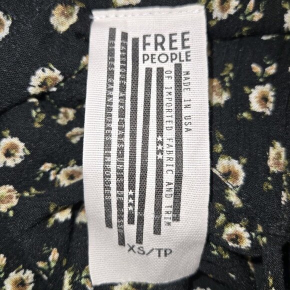 Free People Black Floral Ruffle Hem Mini Slip Dress Sleeveless XS Side Button Ra - Picture 10 of 12